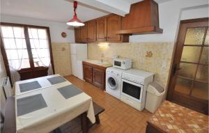 Η κουζίνα ή μικρή κουζίνα στο Domaine De La Bastide D'a