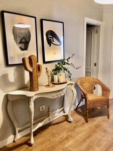 A seating area at Nuevo Apartamento en Playa de las Canteras