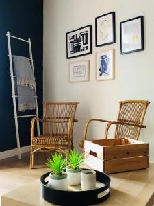 A seating area at Nuevo Apartamento en Playa de las Canteras