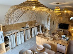 Fotografia z galérie ubytovania Les P'tits Apparts d'Angie - Logement Bohème v destinácii Porto-Vecchio