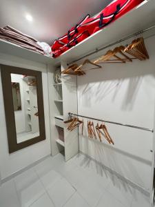 Fotografia z galérie ubytovania Les P'tits Apparts d'Angie - Logement Bohème v destinácii Porto-Vecchio
