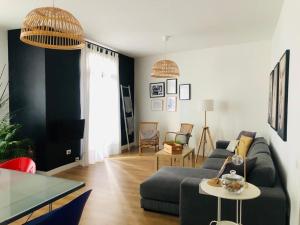 A seating area at Nuevo Apartamento en Playa de las Canteras