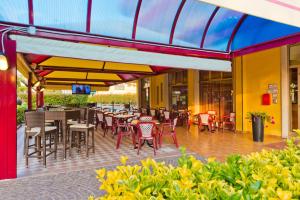 Restaurace v ubytování Hotel Corallo