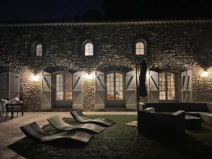 Zdjęcie z galerii obiektu Mas du dragon - 8 personnes- Alès-Anduze w mieście Saint Jean du Pin