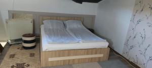 Voodi või voodid majutusasutuse Square Apartment toas