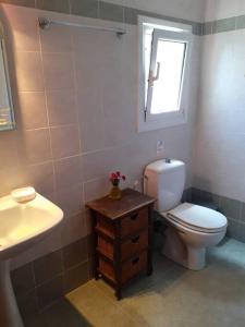 Ένα μπάνιο στο Phyllida Guest House - B1