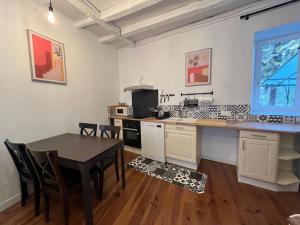 Zdjęcie z galerii obiektu Maison Angouleme, France w mieście Angoulême