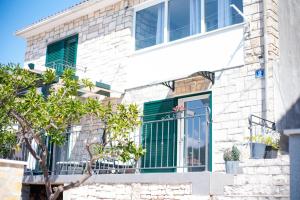 Hrvatska, SPLITSKA-OTOK BRAČ, Apartman NONO