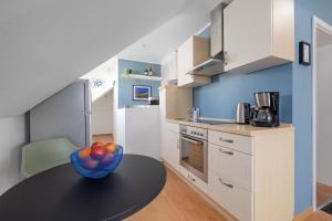 Dapur atau dapur kecil di Ferienwohnung Julia - klimatisiert +10 gambar