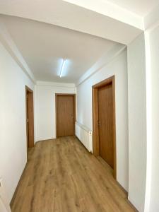 Φωτογραφία από το άλμπουμ του Rooms LikeHome σε Negotino