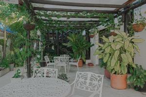 Aed väljaspool majutusasutust Casa Ines