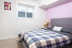 Afbeelding uit fotogalerij van Modern yet comfy 3 bed suite in Surrey in Surrey +7 foto's