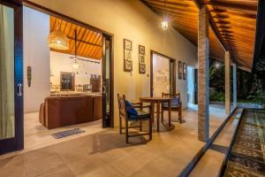 Fotografie z fotogalerie ubytování Surya Villa Manggis v destinaci Manggis