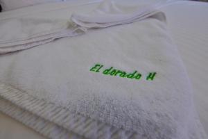 Postel nebo postele na pokoji v ubytování Eldorado Rustic Hotel
