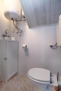 Koupelna v ubytování Bernard Coastal Getaway Apartment