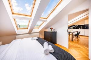 Fotografia z galérie ubytovania Luxurious Woodrow Wilson apt in Prague centre v Prahe