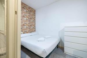 En eller flere senge i et værelse på VG [PIAZZA NAVONA 5 STELLE] Navona Studio Flat