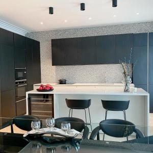 Dapur atau dapur kecil di City centre luxury apartment