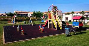 Fotografia z galérie ubytovania Bonito duplex golf and sea v destinácii Sant Jordi