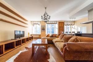 TV a/nebo společenská místnost v ubytování Old Town - Oleviste Apartment