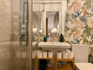 Um banheiro em SabiaNatura - boutiqueMadrid