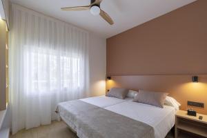 Katil atau katil-katil dalam bilik di BALI Premium Apartments 1 bedroom +2 gambar