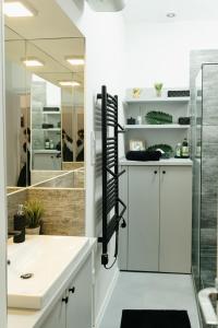 Ένα μπάνιο στο FAND Center Apartman Luxury