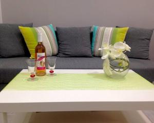 L32 Mozart 2 Bedrooms, Ac, wifi, 10 mins beach