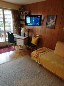 TV a/nebo společenská místnost v ubytování Appartment Kieper