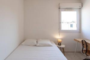 Posteľ alebo postele v izbe v ubytovaní L41 Suite Paladium 8pax 4rooms balcony WIFI AC