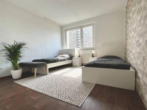 Maisonette Penthouse Laatzen - 5 min to Messe 휴식 공간