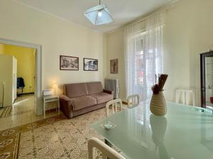A seating area at Da Zio Giovanni