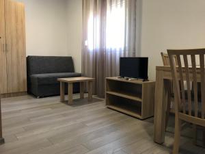 TV a/nebo společenská místnost v ubytování SREBRNA Kap