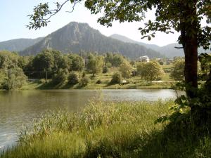 Galeriebild der Unterkunft The Lake Villa in Smoljan