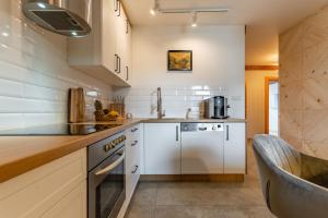 Η κουζίνα ή μικρή κουζίνα στο Apartament Tatry Mountains Zakopane