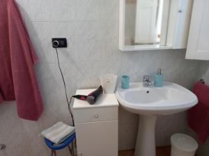 Koupelna v ubytování 4 giugno Ferrara