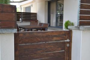 Balkón alebo terasa v ubytovaní Cosy apartamento en Sagaró, Costa Brava + 37 fotografií