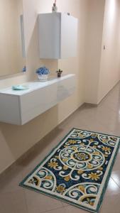 A bathroom at Prima Perla