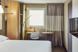 Postel nebo postele na pokoji v ubytování ibis Toulon La Valette