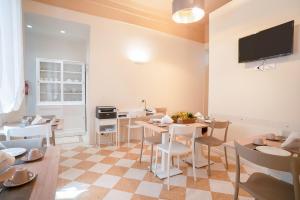 Kuchyň nebo kuchyňský kout v ubytování B&B Handy Palermo + 37 fotografií
