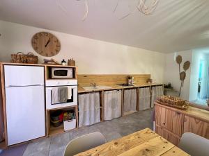 Fotografia z galérie ubytovania Les P'tits Apparts d'Angie - Logement Bohème v destinácii Porto-Vecchio