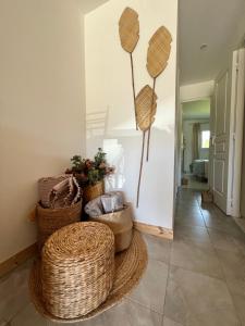 Fotografia z galérie ubytovania Les P'tits Apparts d'Angie - Logement Bohème v destinácii Porto-Vecchio