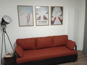 Część wypoczynkowa w obiekcie Appartement rénové avec parking plein centre