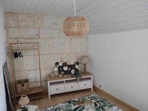 Fotografia z galérie ubytovania Détente au bord du Loir - Spa Sauna - Gîte 3 v destinácii Les Roches-lʼÉvêque