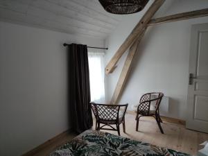 Fotografia z galérie ubytovania Détente au bord du Loir - Spa Sauna - Gîte 3 v destinácii Les Roches-lʼÉvêque