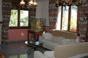 Gallery image of Hotel Restaurante Santa Elena in Sabiñánigo +6 photos