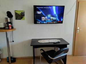 Gallery image of Monteurwohnung Spartan Oelsnitz am Hegebach Self Check-in in Oelsnitz +23 photos