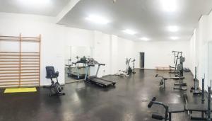 Fitness centrum a/nebo fitness zařízení v ubytování Espectacular Apartamento en San Juan Alicante