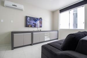 Gallery image of POS25B - Climatizado, TV Smart, Garagem, Wi-Fi in Balneário Camboriú +16 photos