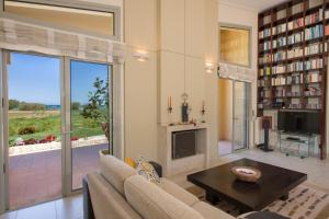 A seating area at Gea Maleme